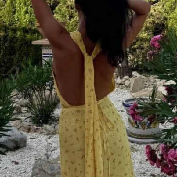 Rumored Sirena Womens Yellow Floral Halter Midi Wrap Dress - Picture 6 of 8